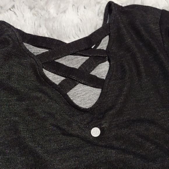 Zella Long Sleeve Crop Top Sz XL - Picture 5 of 10